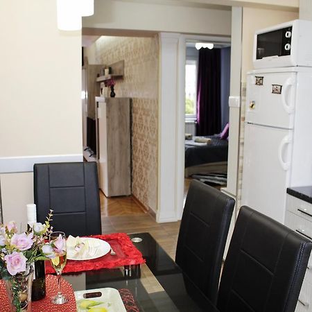 Kristi Lux Apartment Center Free Parking Fast Wifi Belgrád Kültér fotó