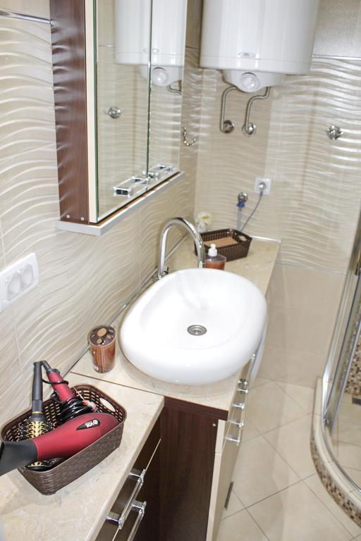 Kristi Lux Apartment Center Free Parking Fast Wifi Belgrád Kültér fotó