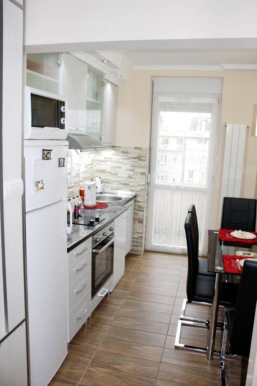 Kristi Lux Apartment Center Free Parking Fast Wifi Belgrád Kültér fotó