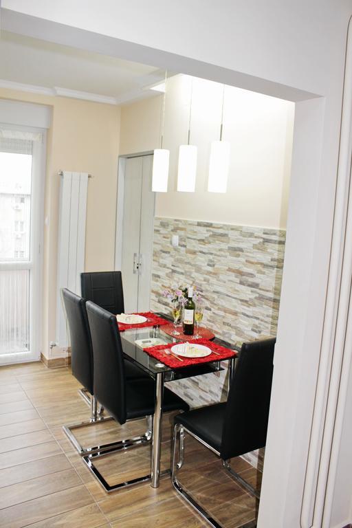 Kristi Lux Apartment Center Free Parking Fast Wifi Belgrád Kültér fotó