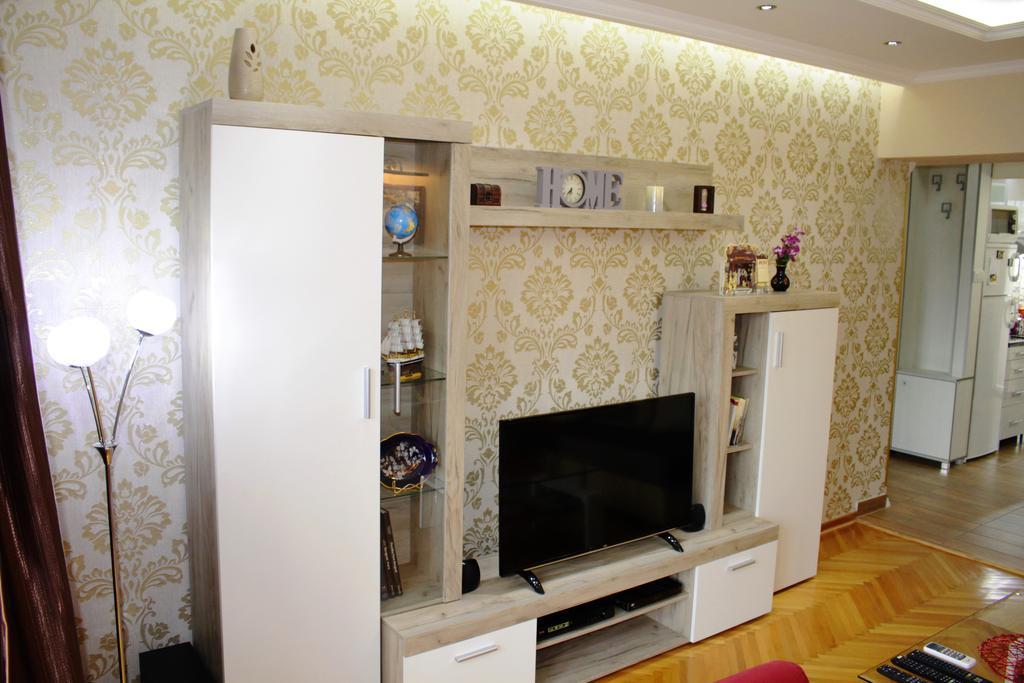 Kristi Lux Apartment Center Free Parking Fast Wifi Belgrád Kültér fotó